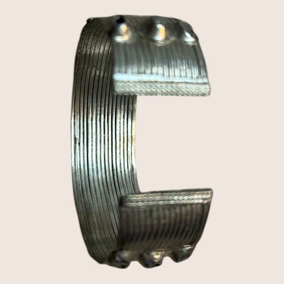 🩶 1940s ANTIQUE ETHIOPIAN BRACELET CUFF ADJUSTABLE SILVER HANDMADE ARTISAN - Picture 3 of 10